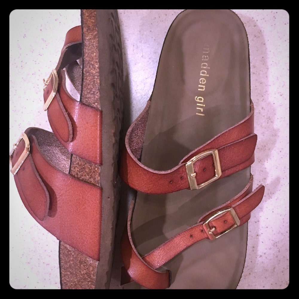 madden Brycee sandal (cognac)
